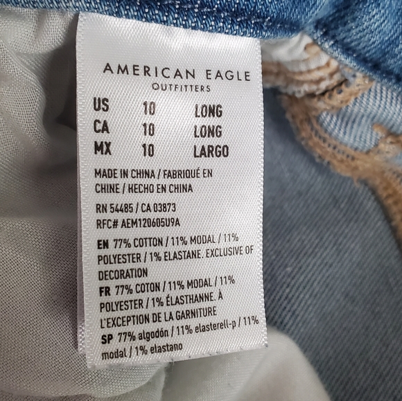 American Eagle Curvy Mom Jean Distressed - Picture 6 of 8